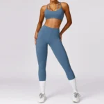 Women's Beautiful quick-drying activewear Set - Image 3