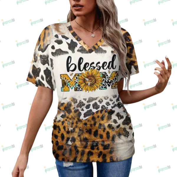 V-neck pleated T-shirt