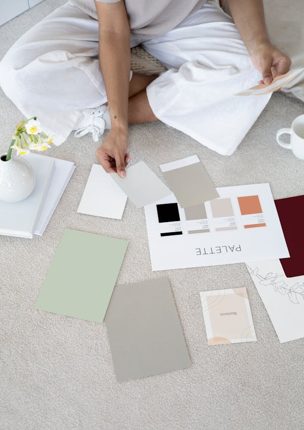 Merchandise sets in teal and gray colors, evoking calm and consistency of branding psychology.