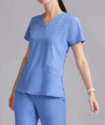 Barco One Women's Pulse Recycled V-Neck Scrub Top - Printed - Image 2